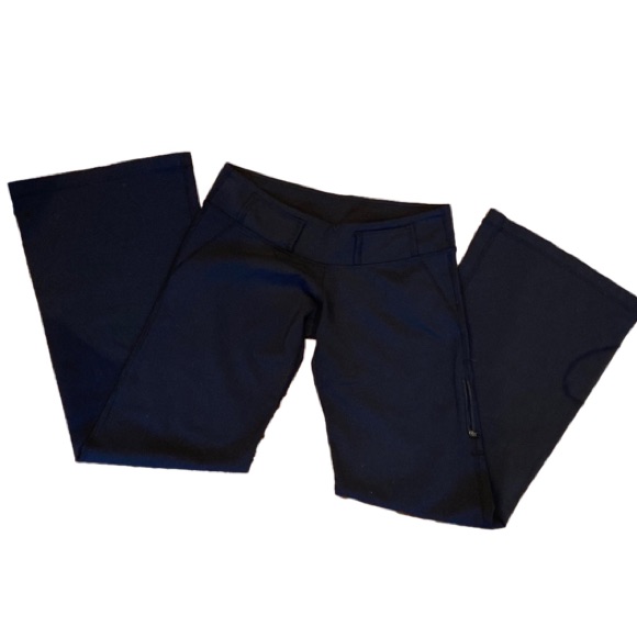 Lululemon Black Flair Leggings With Zip Pocket | Likely A Size 12